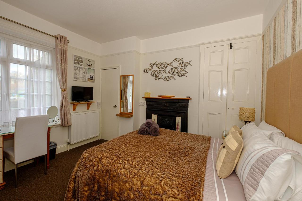 Robertsbrook Guest House スワネージ エクステリア 写真